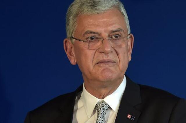 Turkija "netenka vilties" pasiekti su ES susitarimą dėl bevizio režimo