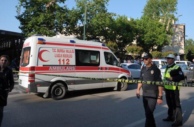 Turkija: per sprogimą nukentėjo mažiausiai 10 kariškių