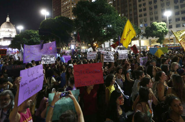 Brazilijoje vyko protesto manifestacijos prieš smurtą moterų atžvilgiu