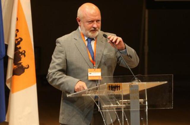 Eugenijus Gentvilas korumpuotus liberalus ragina palikti partiją