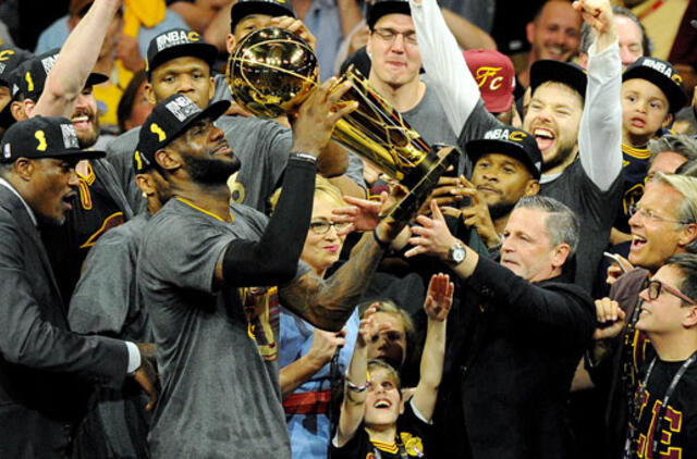 Istorija: neįtikėtinas "Cavaliers" triumfas NBA finale