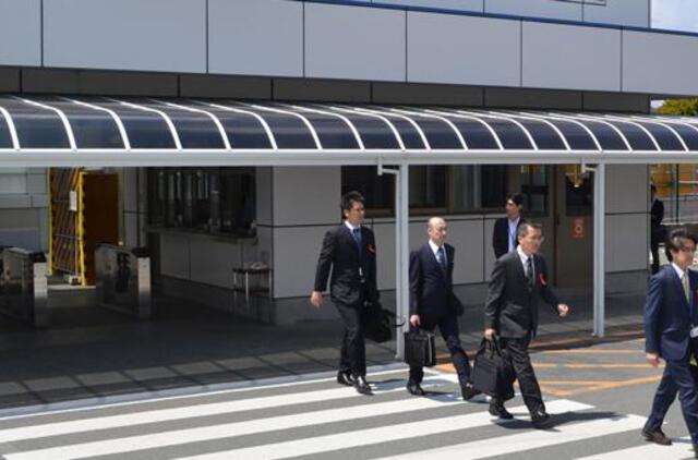 Japonijos pareigūnai atliko kratą "Suzuki" būstinėje