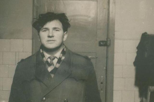 Klaipėdos akvarelės: namai ir žmonės (445)