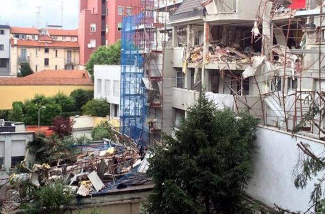 Milane sugriuvus namui žuvo trys žmonės