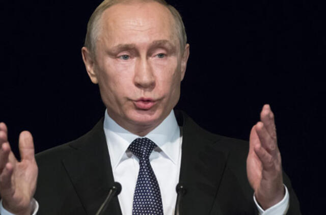 Vladimiras Putinas maistui iš Vakarų draudimą pratęsė iki 2017 m. pabaigos