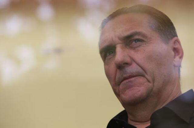 Algirdas Kaušpėdas: "Antis" nesiruošia nei mirti, nei nusižudyti"