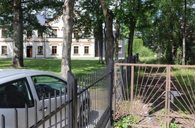 Išdraskytame dvare pramonė - teisėta