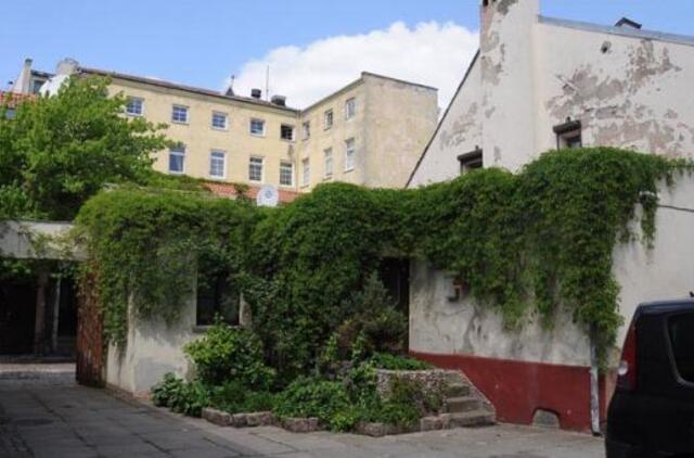 Klaipėdos akvarelės: namai ir žmonės (447)