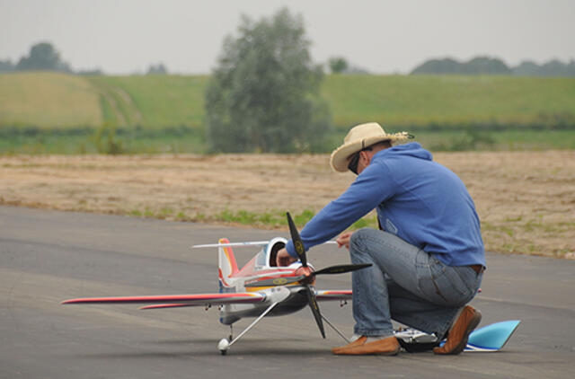 Klaipėdos padangę raižė aviamodeliai