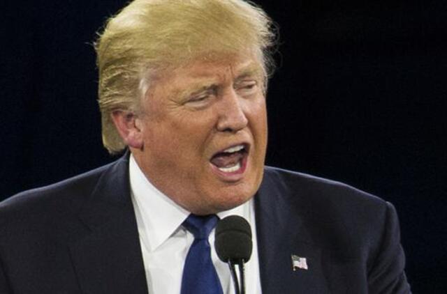 "New York Times" apklausa: Donaldas Trampas pasivijo Hilari Klinton