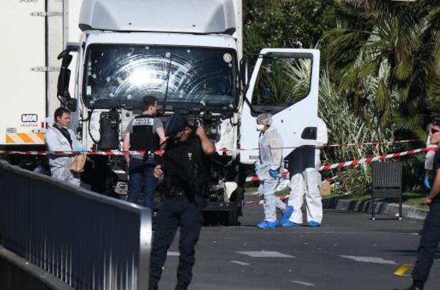 Po teroro akto Anglų krantinė Nicoje uždaryta neribotam laikui