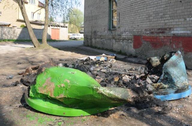 Sulaikytas konteinerius deginęs piromanas