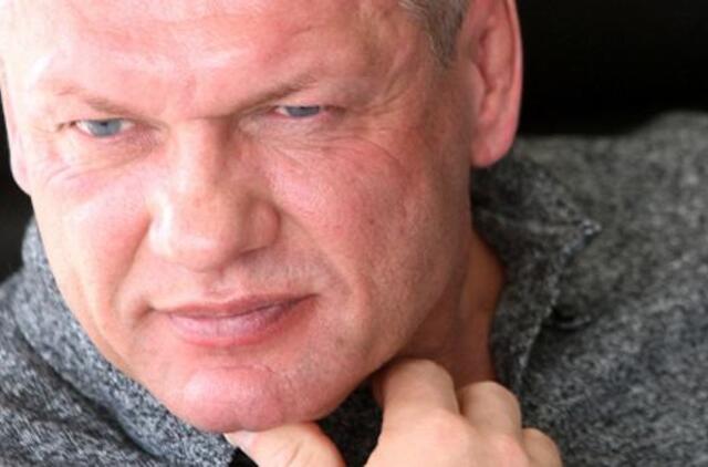 Anstoliai parduoda Laimučiui Pinkevičiui priklausantį dvarą