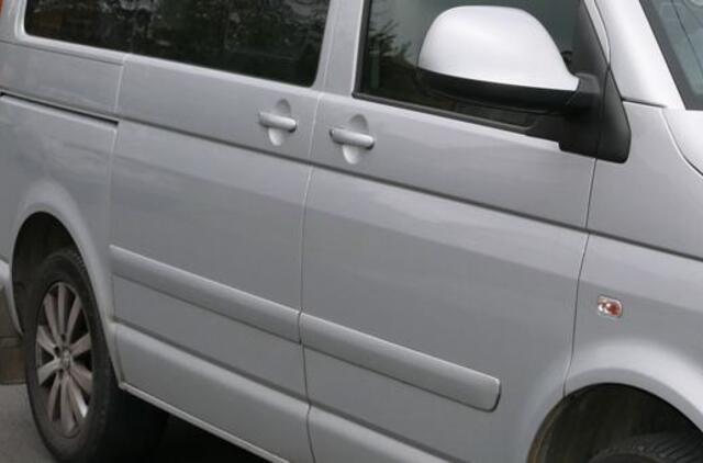 Iš "VW Multivan" pavogtas didžėjaus pultas ir kita įranga