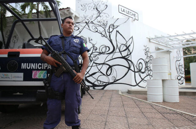 Meksikos restorane pagrobta mažiausiai 10 žmonių