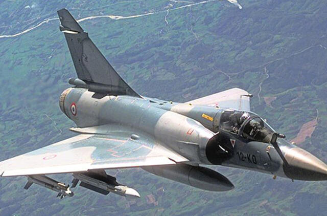 Šiauliuose leisis Prancūzijos naikintuvai "Mirage 2000"