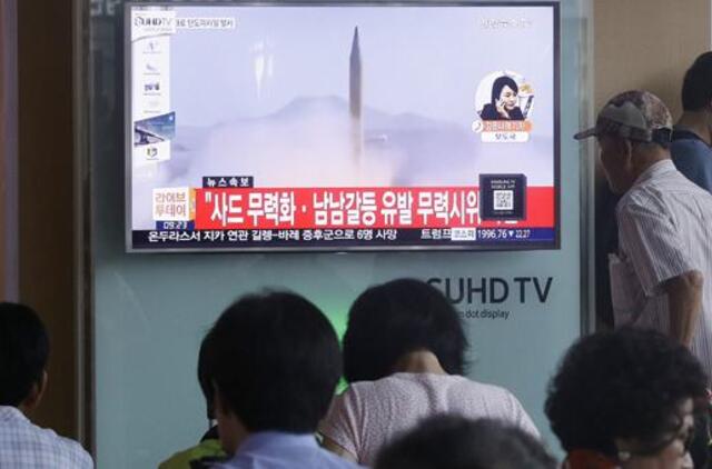 Šiaurės Korėja paleido dar vieną balistinę raketą