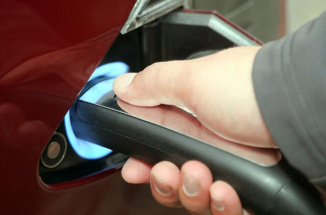 Susisiekimo ministerija inicijuoja elektromobilių infrastruktūros plėtrą