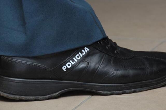 Girtas vairuotojas įkando policininkui