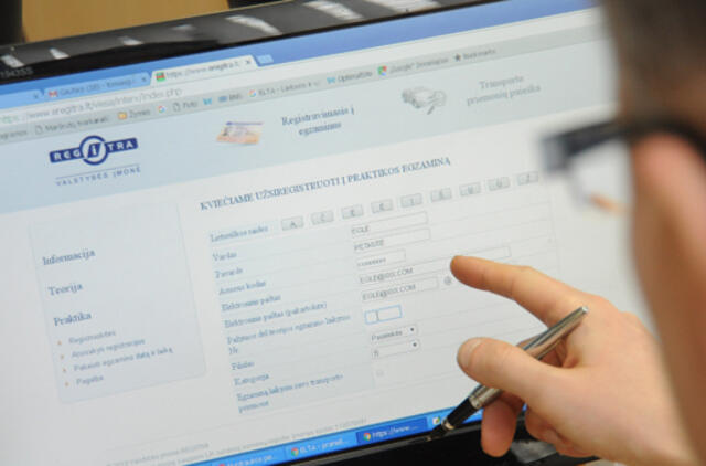 Į egzaminą - su įrašymo įranga akiniuose