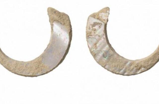 Japonijos salos urve rasti seniausi pasaulyje kabliukai žvejybai