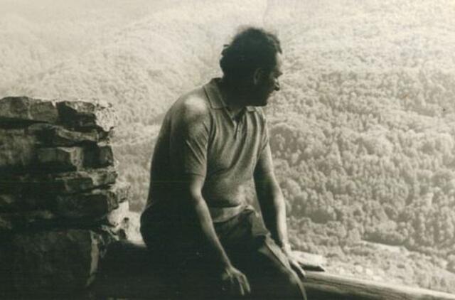 Klaipėdos akvarelės: namai ir žmonės (456)