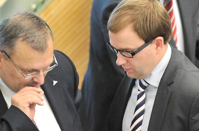 Buvę parlamentarai liko ir be naujų mandatų, ir be pinigų