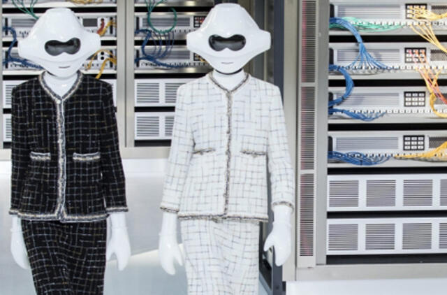 "Chanel" grįžta į ateitį