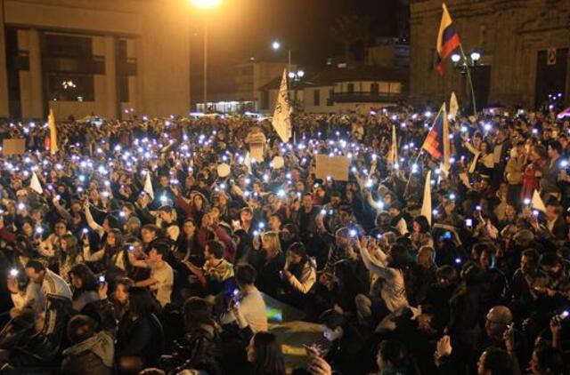 Kolumbijos prezidentas gali paskirti naują referendumą dėl taikos sutarties su FARC