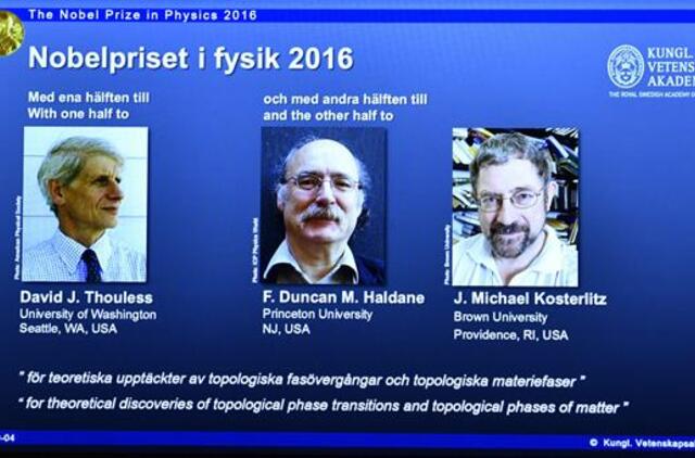 Nobelio fizikos premijos laureatais tapo Deividas Taulesas, Dankanas Holdeinas ir Maiklas Kosterlicas
