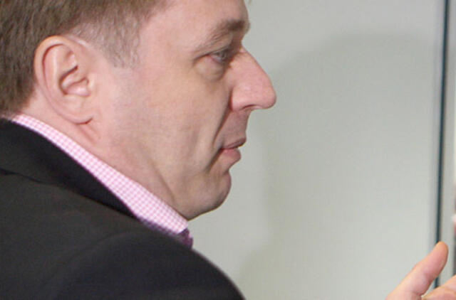 R. Karbauskis: alkoholis brangs, jo įsigyti bus sunkiau