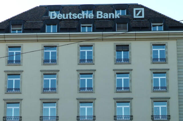 Sunkumų patiriantis "Deutsche Bank" sulaukė Vokietijos įmonių palaikymo