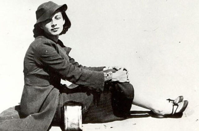 Klaipėdos akvarelės: namai ir žmonės (463)