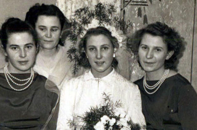 Klaipėdos akvarelės: namai ir žmonės (465)