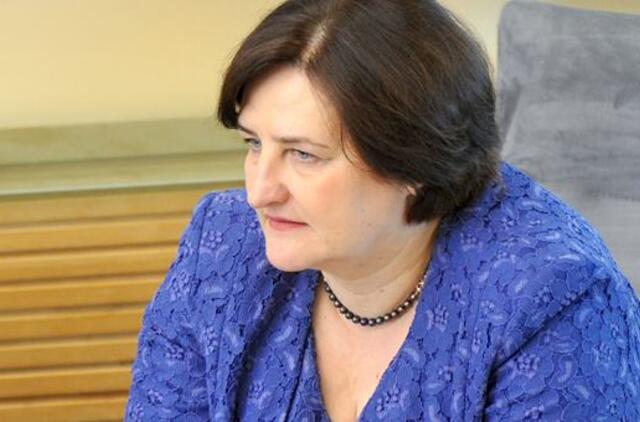 Loreta Graužinienė mano, kad jos pavyzdys atbaido nuo Seimo Pirmininkės posto