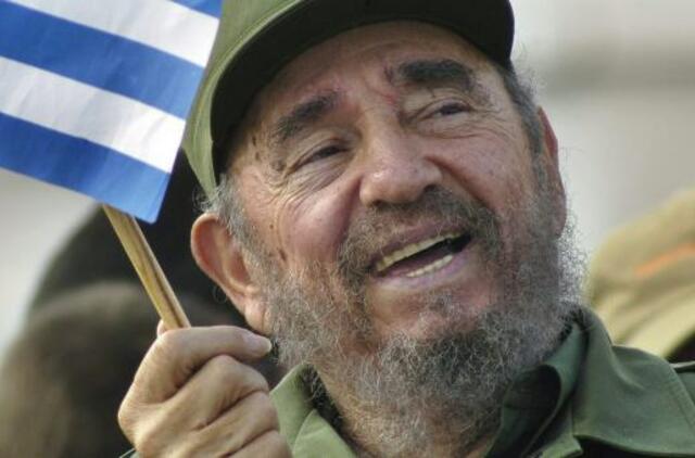 Mirė Kubos lyderis Fidelis Kastras