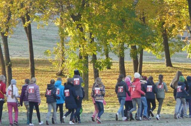 Moksleivius kviečia į bėgimą "Sveikame kūne - sveika siela"