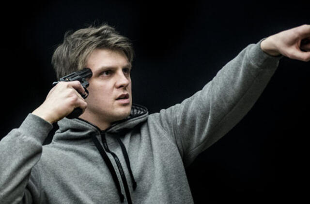 Oskaro Koršunovo „Žuvėdroje“ vaidinantis Martynas Nedzinskas: „Man Klaipėdos scena ypatinga“