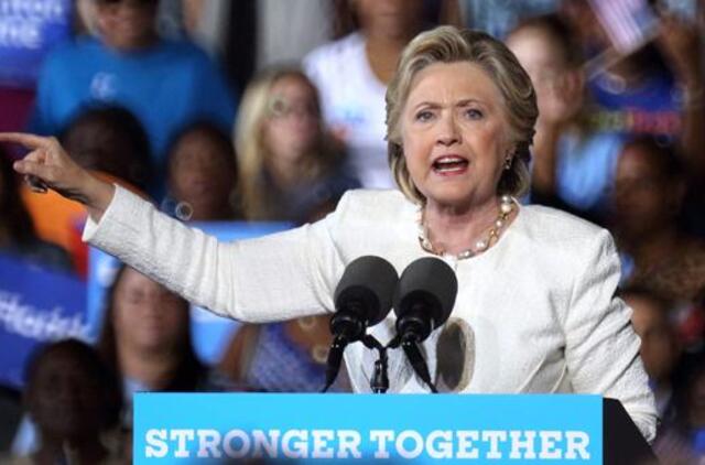 Pagal išankstinio balsavimo rezultatus Hilari Klinton pirmauja Kolorado, Floridos ir Ajovos valstijose