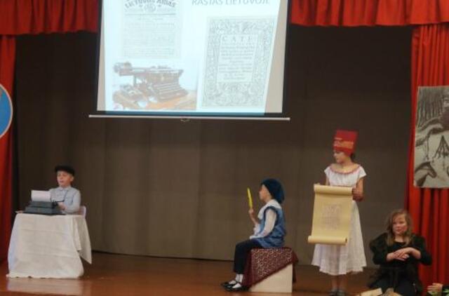 Vitės mokykloje - dailyraščio konkursas „Plunksnelė“