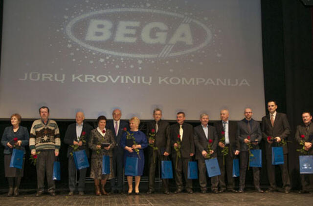 „Bega" metus užbaigė premijomis ir pagarba darbuotojams