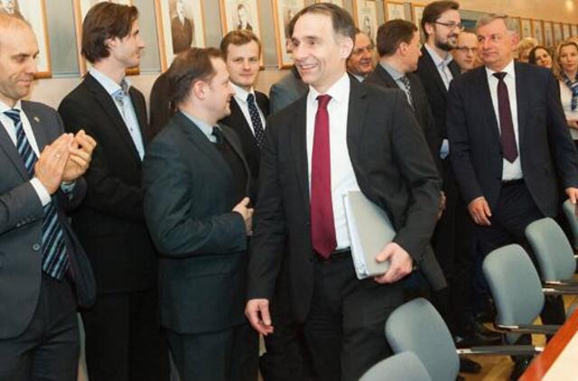 Darbą pradeda naujasis susisiekimo ministras Rokas Masiulis