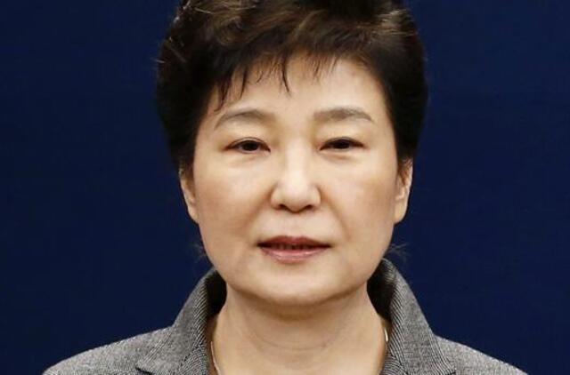 Pietų Korėjos parlamentas pritarė prezidentės apkaltai