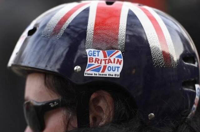 Galima „Brexit“ baigtis: tai bus skyrybos, po kurių partneriai savaitgaliais susitinka