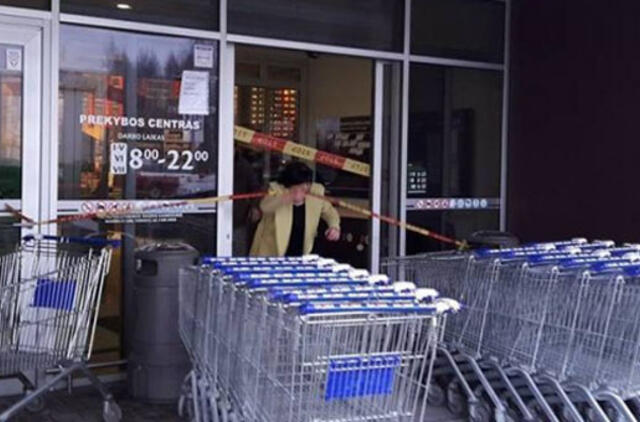 Gargždų „Maximoje“ degė laidai, evakuoti 7 pirkėjai