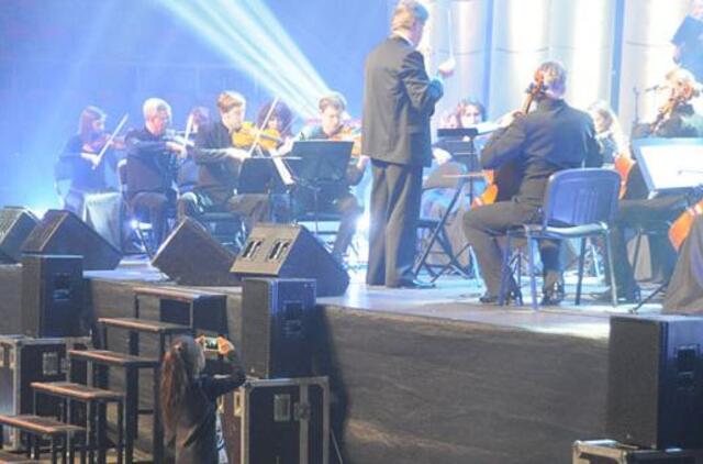 Į kultūrinius renginius - už eurą?