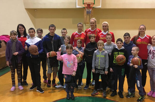 „Smiltelės“ auklėtiniams - „Fortūnos“ dėmesys