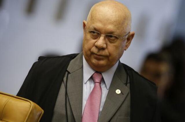 Sudužus lėktuvui, žuvo gerai žinomas Brazilijos Aukščiausiojo teismo teisėjas Teoris Zavasckis