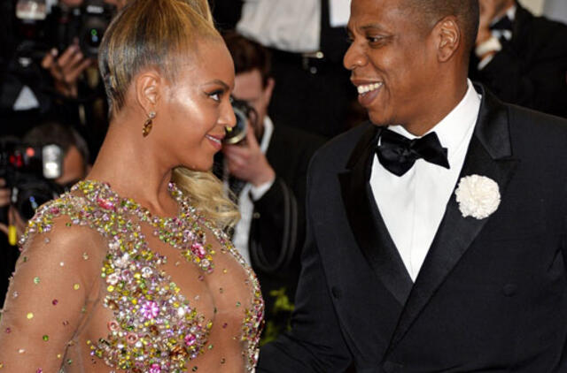 Beyonce laukiasi dvynukų