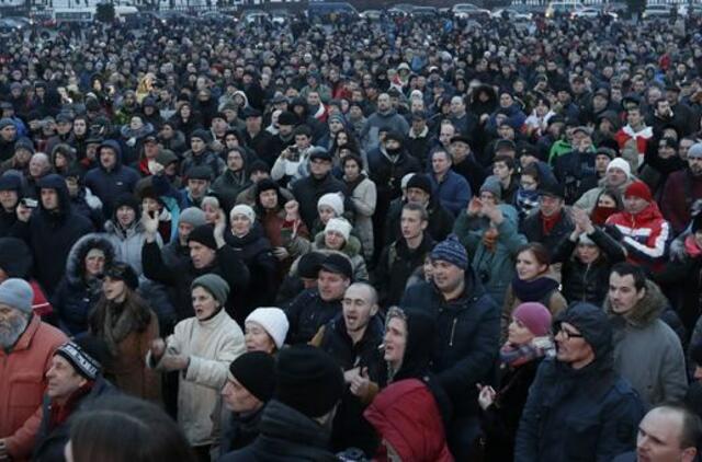 Didžiuosiuose Baltarusijos miestuose vyksta akcijos prieš "veltėdžių" mokestį